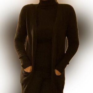 Banana republic Long sleeve, long, pocketed cardigan size PS